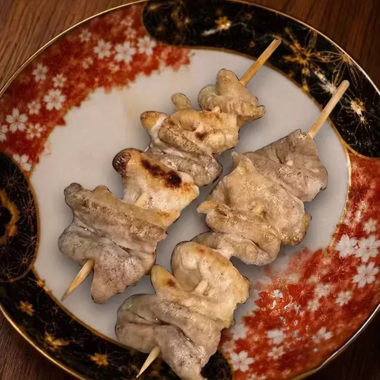 【豚串】 シロモツ